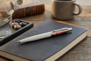 desk-10786501 Parker Jotter